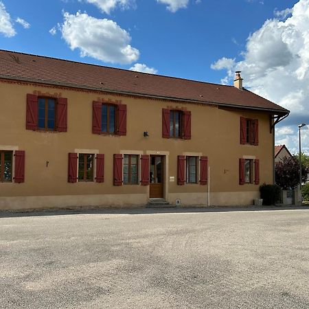 Gite De La Fontaine Saint-Andre-en-Morvan Екстериор снимка