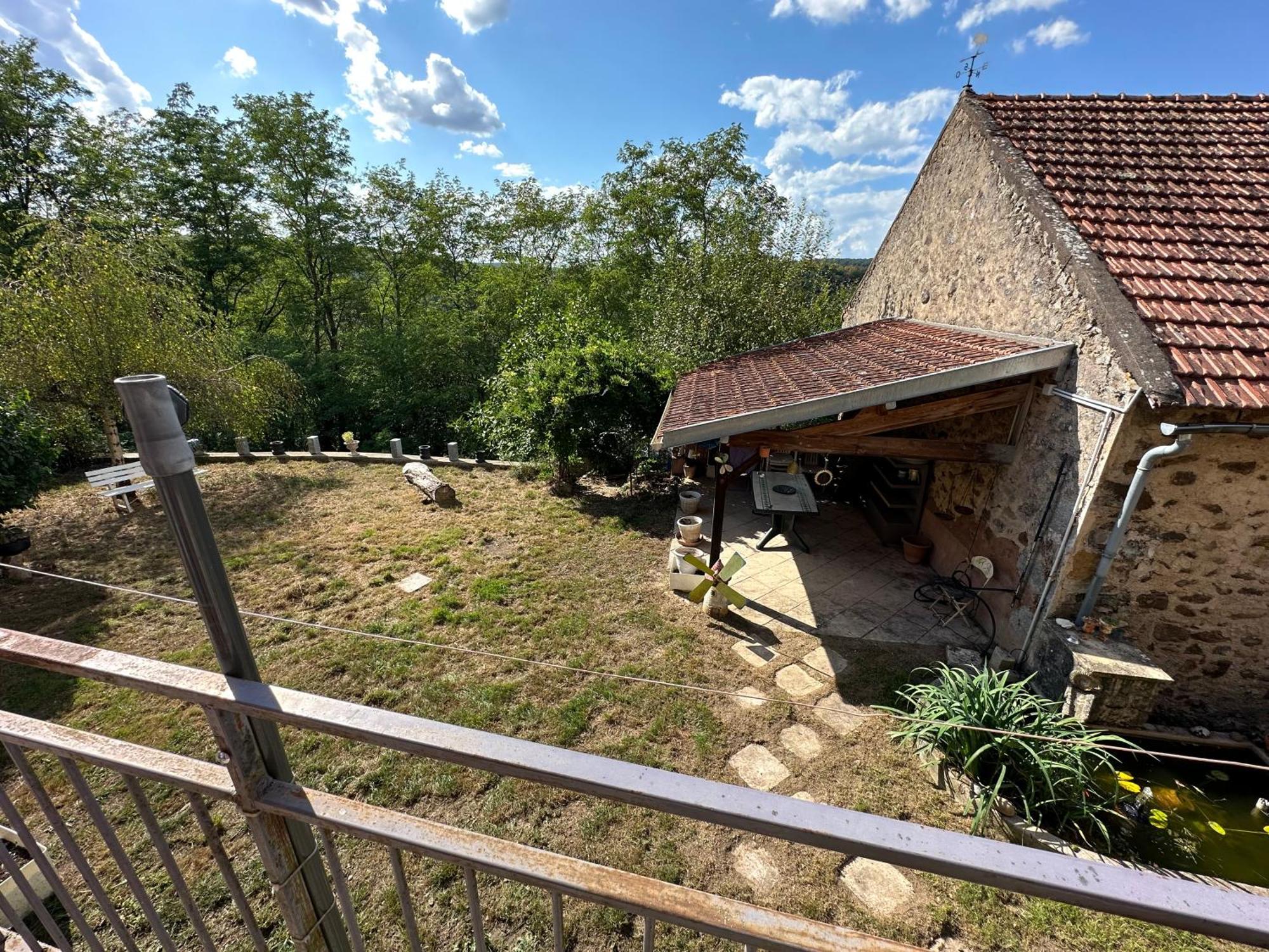 Gite De La Fontaine Saint-Andre-en-Morvan Екстериор снимка