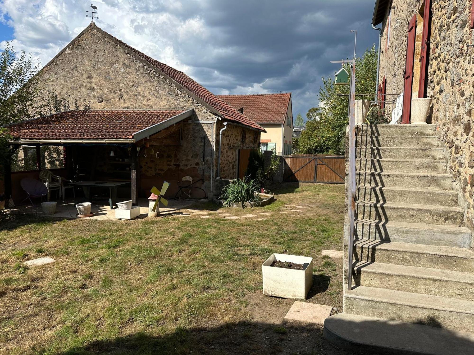 Gite De La Fontaine Saint-Andre-en-Morvan Екстериор снимка